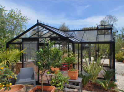 5 Razones Para Elegir un Invernadero Grande de Tipo Orangerie