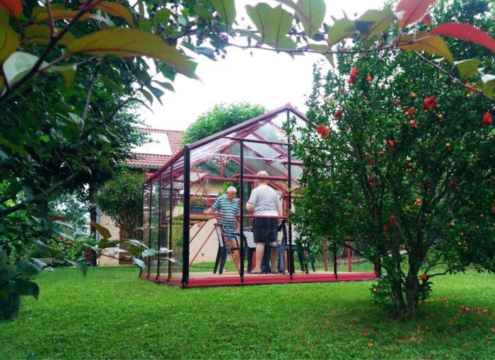 Invernadero de jardin rojo ACD R3